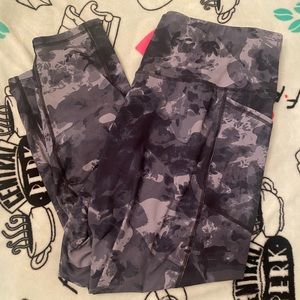 Cameo Capri Leggings 2x with pockets